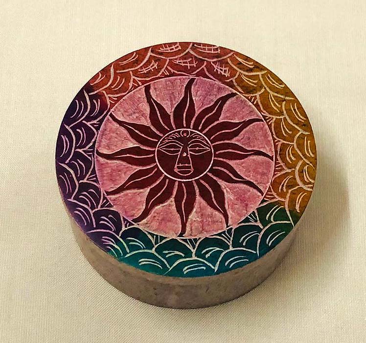 BOX STONE SUN 7,5 CM