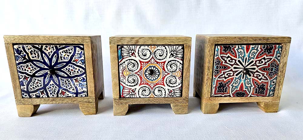 CABINET MINI WOOD AND RESIN 12CM MOROC