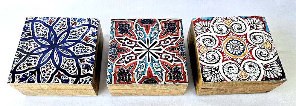 BOX WOOD AND RESIN 14 CM MOROCCAN