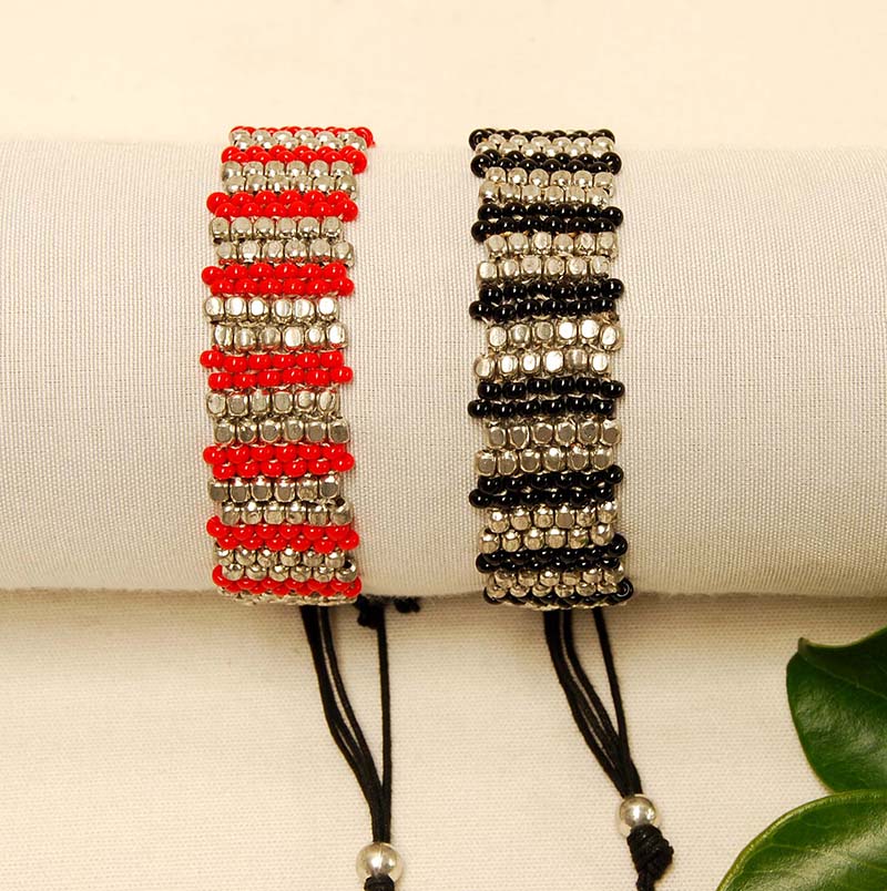 PULSERA METAL CUENTAS MODELO 692