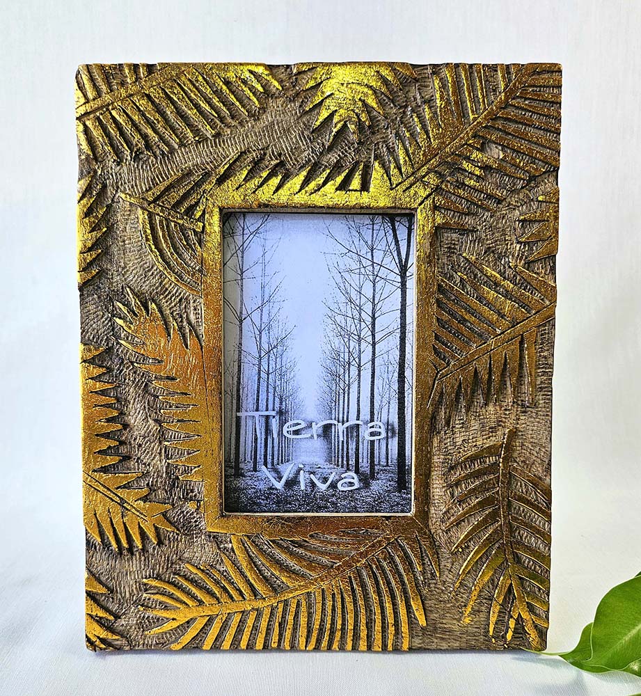 PHOTO FRAME WOOD CARVED PALM TREE