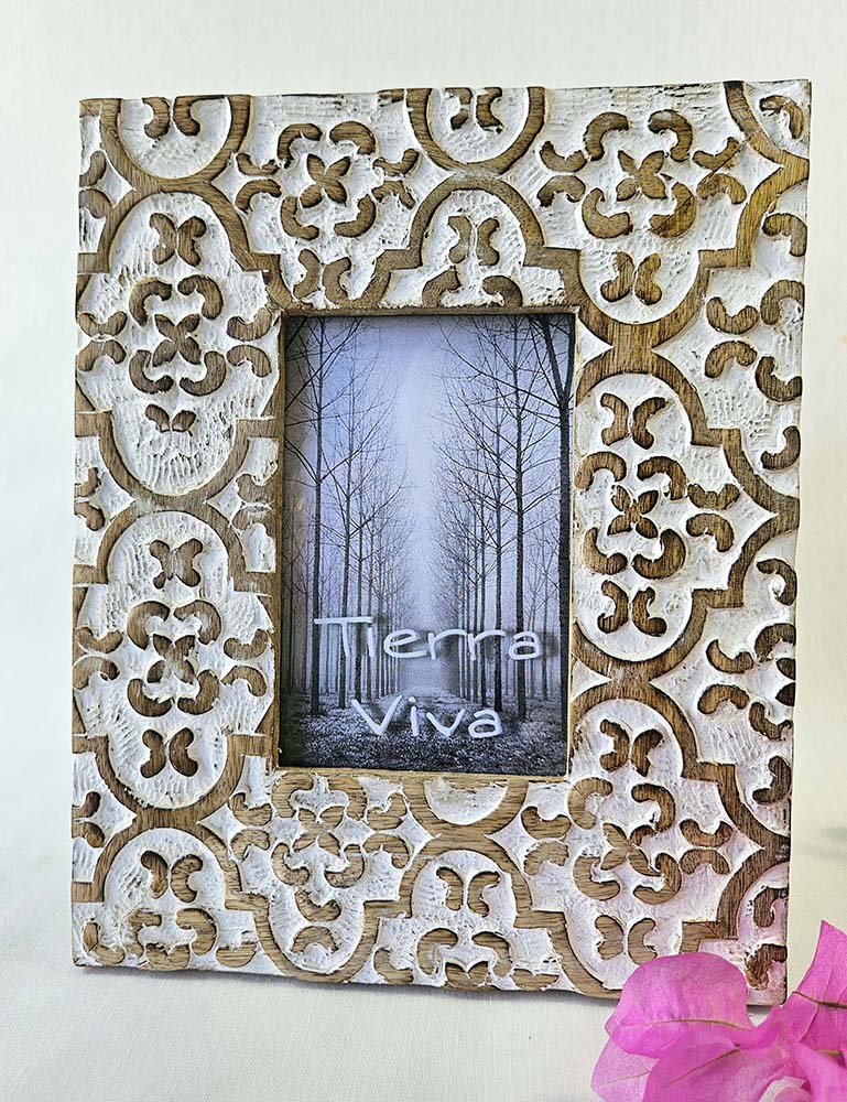 PHOTO FRAME WOOD CARVED ARABES 1