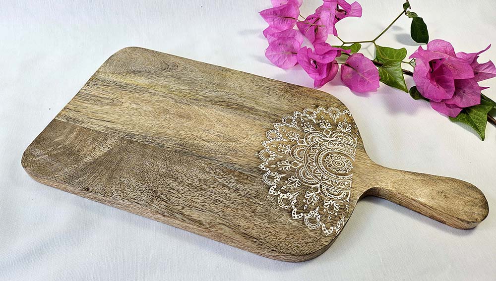 TABLA PICAR MADERA TALLADA 40X20CM