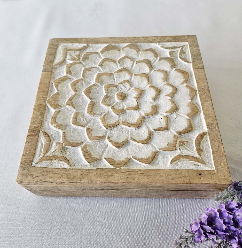 BOX WOOD CARVED WAVES 20X20X7