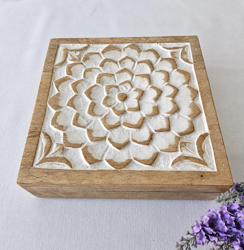 CAJA MADERA TALLADA ONDAS 20X20X7
