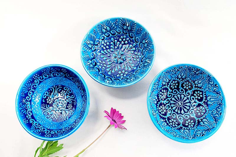 CUENCO CER AZUL RELIEVE M 12