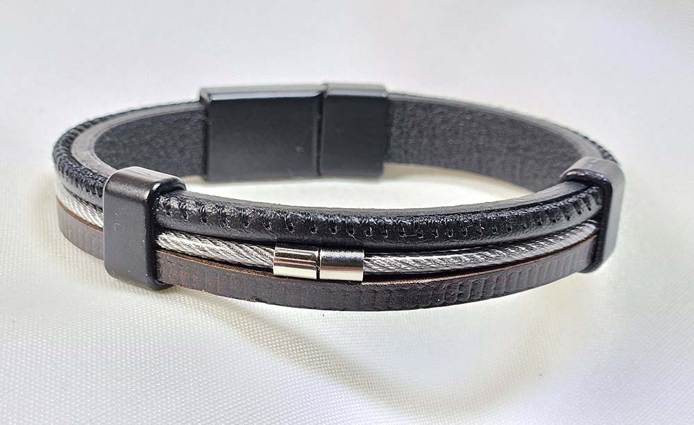 BRACCIALE PELLE-METALLO MODELLO 144