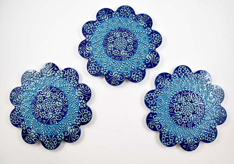 SALVAMANTEL CERAMICA AZUL RELIEV 18