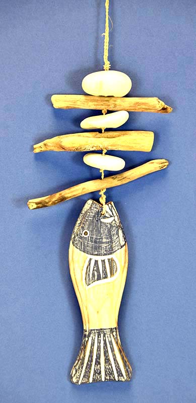 MOBILE POISSON BOIS NATUREL 40 CM