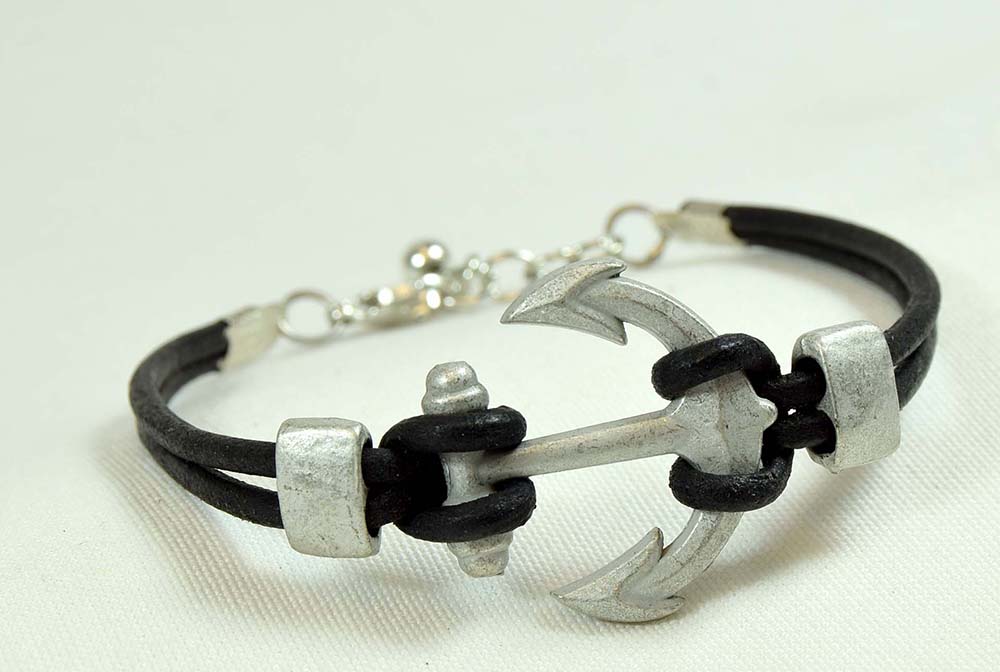 BRACCIALE PELLE MODELLO 778