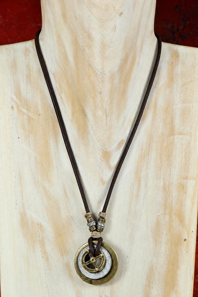 NECKLACE LEATHER MODEL 810