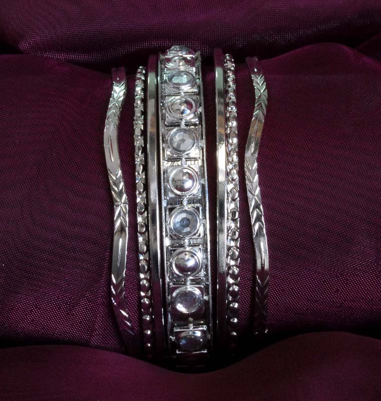 BRACCIALE METALLO 7 AROS 010