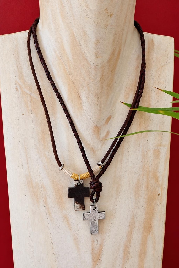 COLLIER MULTIPLE CUIR-MÉTAL 850