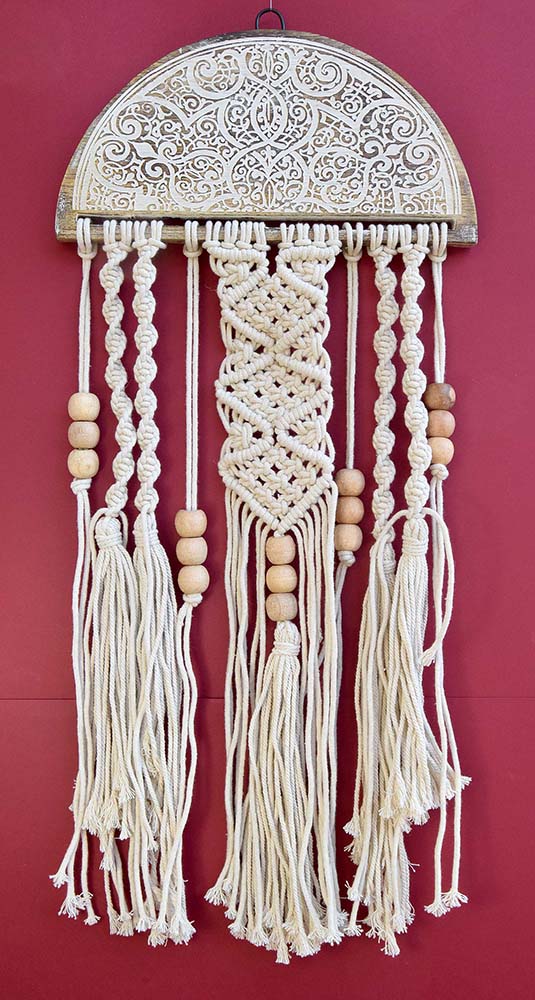 PENDENTIF BOIS CON MACRAMÉ 60 CM