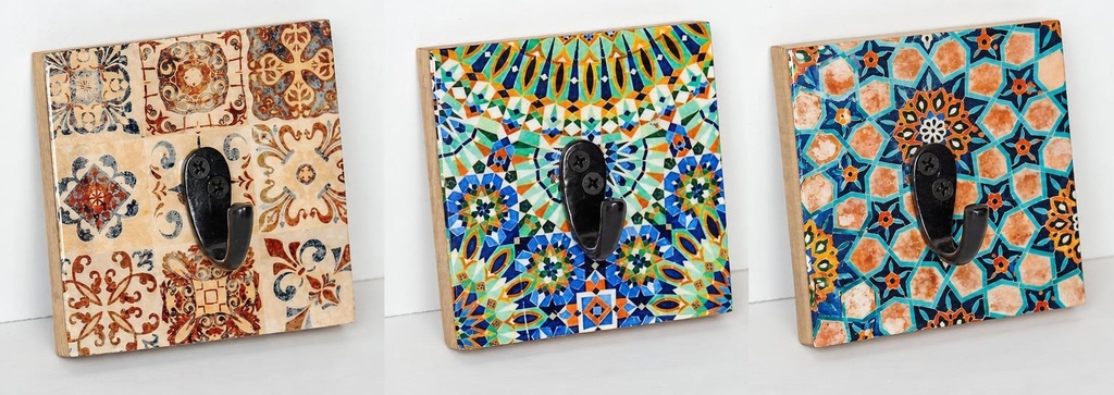 GANCHO MADEIRA E RESINA 10 CM MOSAICO 2