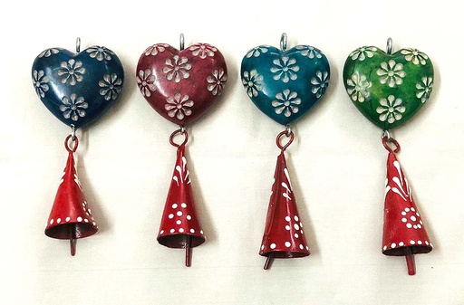 [1275184] COLGANTE CORAZÓN PIEDRA CON CAMPANA