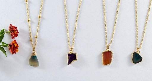 [0685035] COLLAR PIEDRA SURTIDO DORADO 035