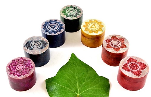 [1275115] BOX CHAKRA STONE 5 CM
