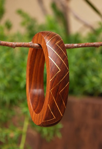 [0575317] BRACELET WOOD/BRO P