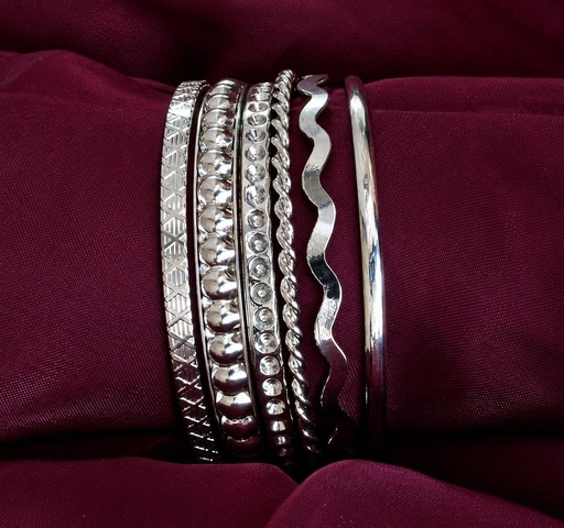 [0582009] PULSERA METAL 6 AROS 009
