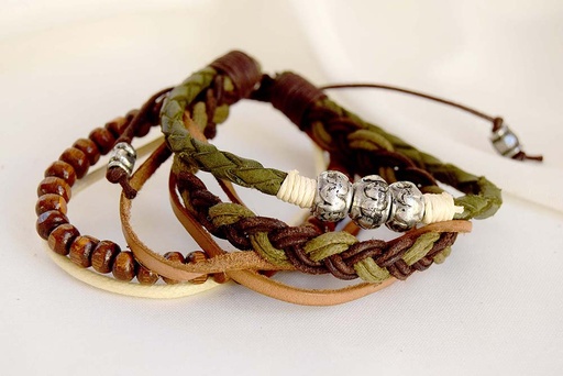 [0575853] BRACELET MULTIPLE LEATHER-METAL 853
